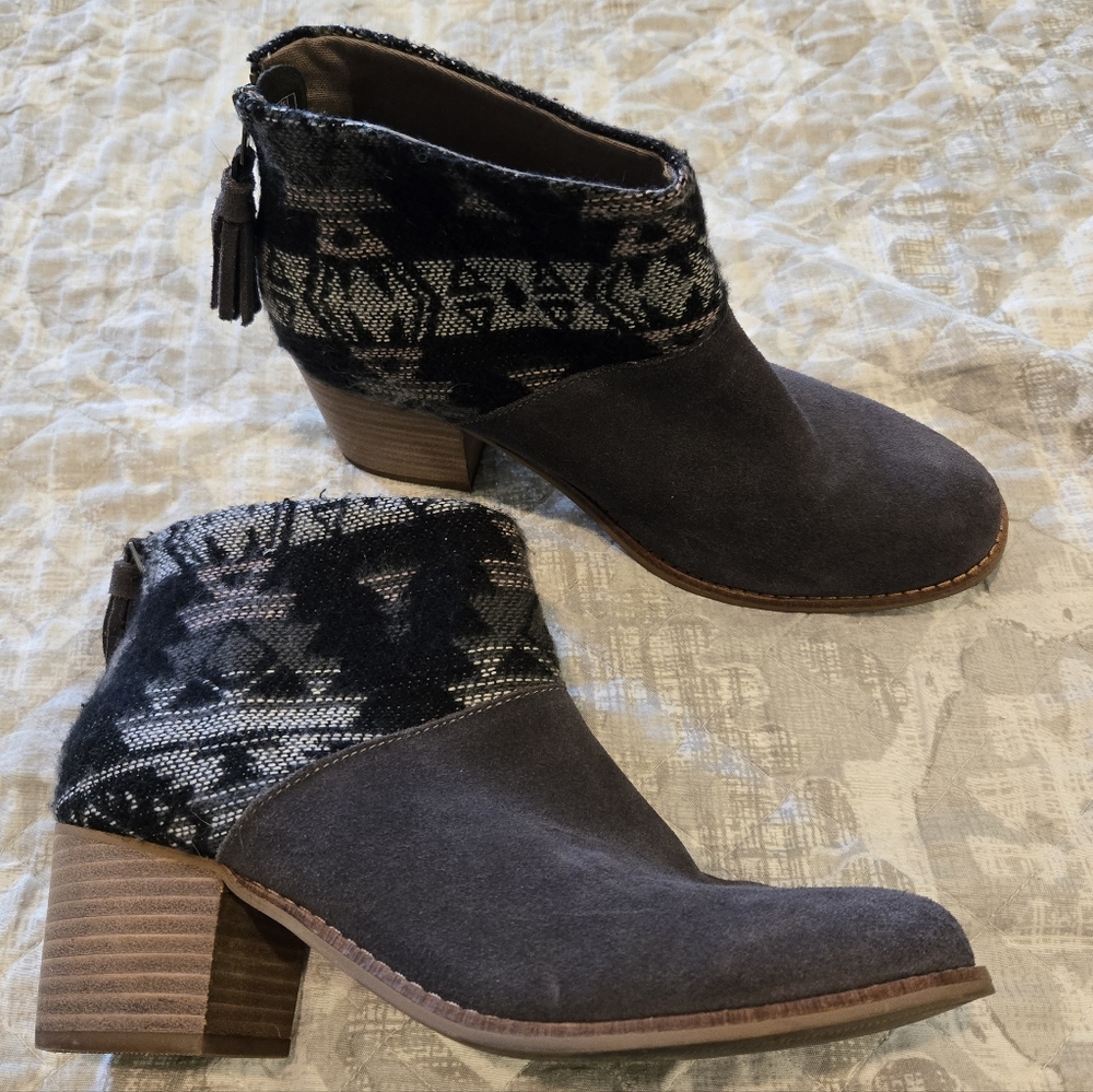 Toms Gray Ankle Boots with Patterned Cuff